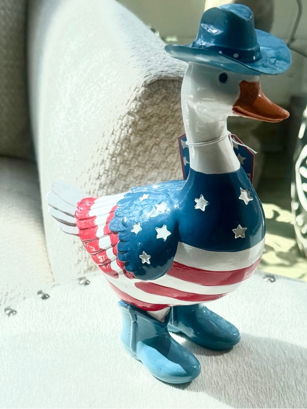 Duck Statue - Picture 3 of 7